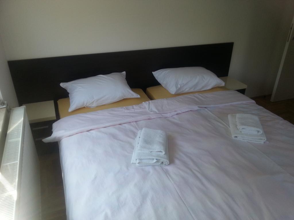 Park Srce Apartments Arandelovac Room photo